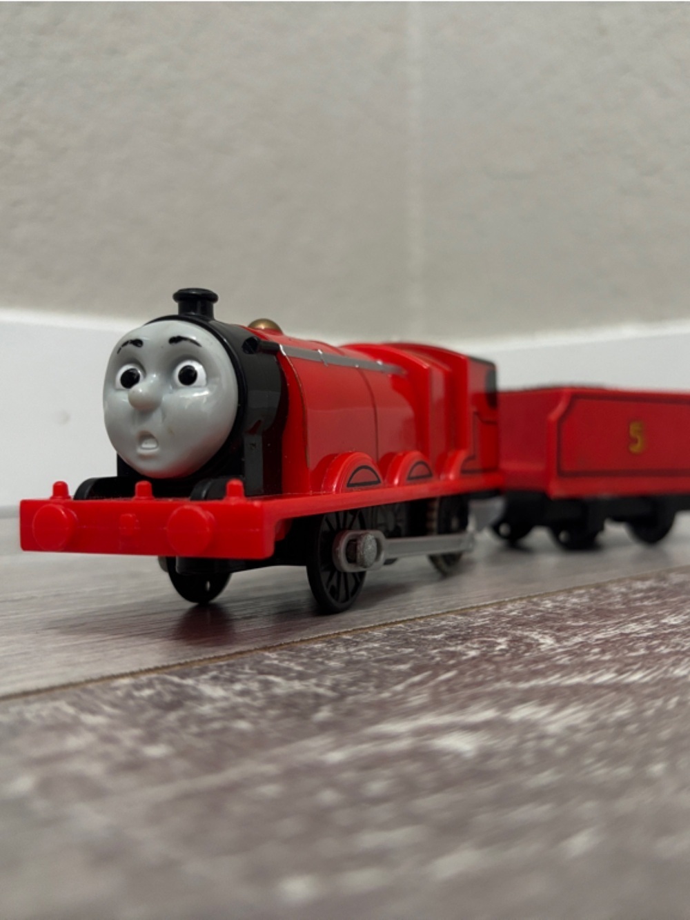 Scared James - Motorized Trackmaster Thomas & Friends
